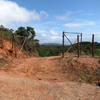 Entrada al terreno